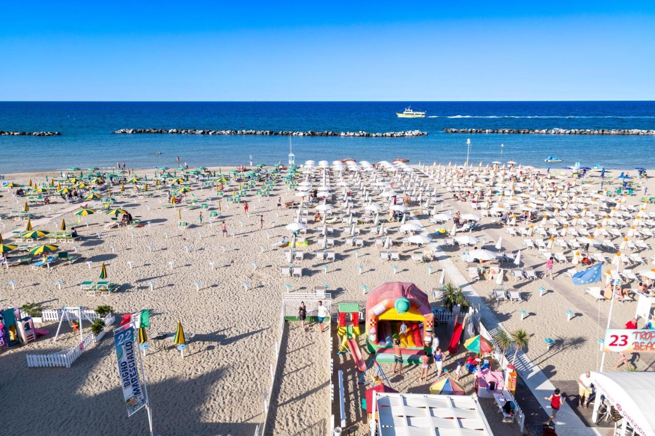 Residence Rainbow Bellaria-Igea Marina Buitenkant foto