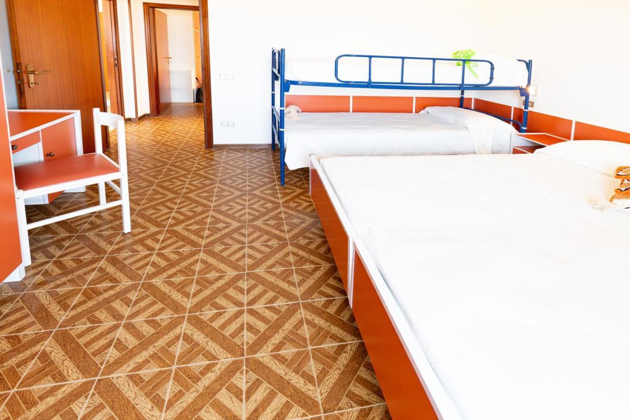 Residence Rainbow Bellaria-Igea Marina Buitenkant foto